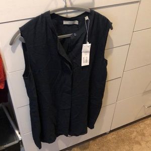 Vince. Navy blue tunic tank sz M